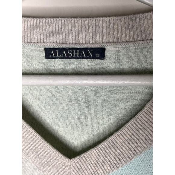 Alashan Cashmere Cotton Blend Pastel Camo Printed Sweater Women's Size XS - Picture 4 of 6